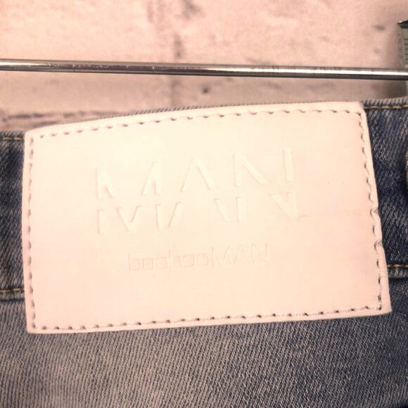 Boohoo Man Light Wash Distressed Button Fly Stretch Skinny Jeans Men's 34 - Picture 7 of 13